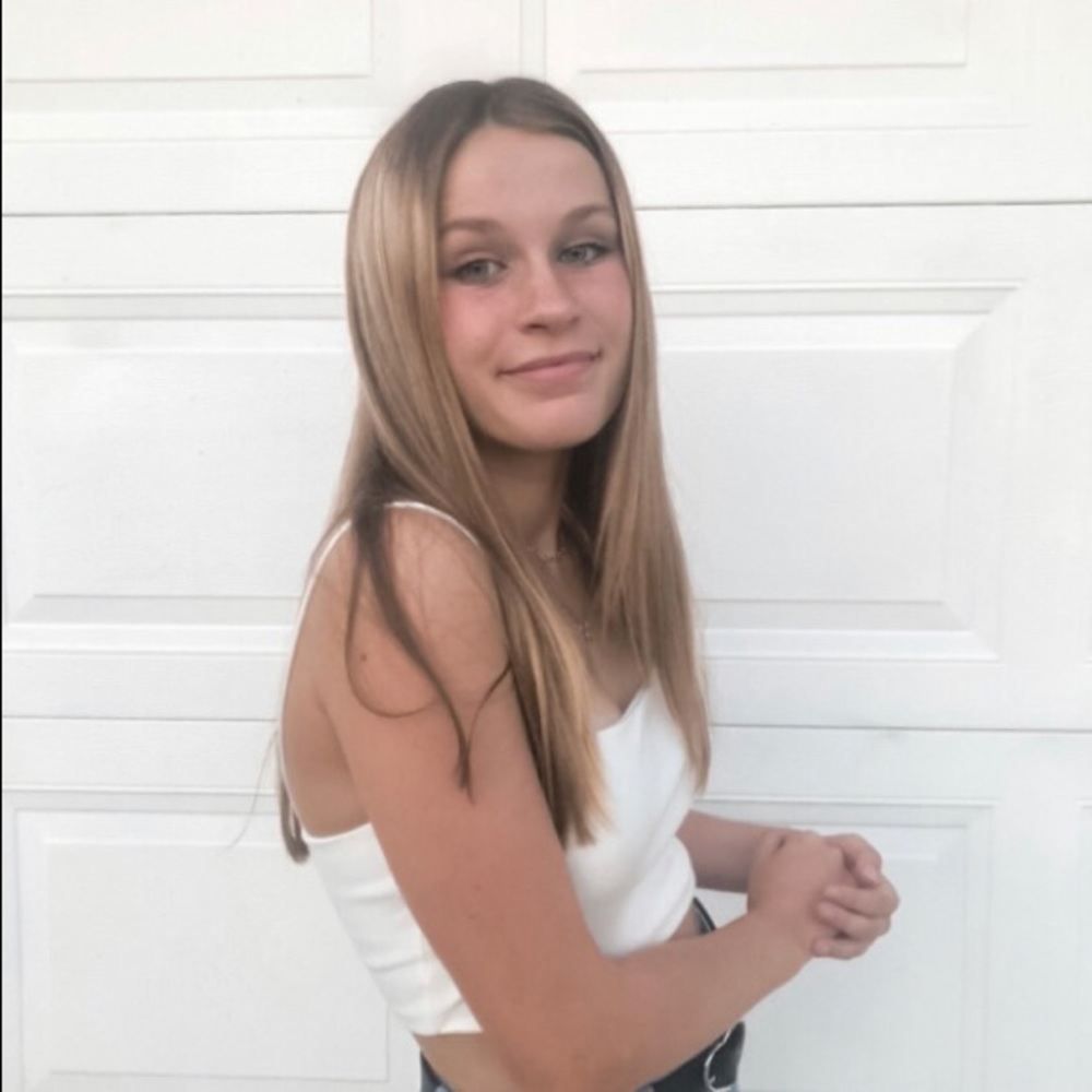 Meet your Posher, Ava